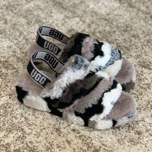 UGG Fluff Yeah slippers